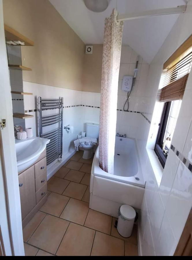 Glan-Yr-Afon Cottage Two Bedrooms Sennybridge Extérieur photo